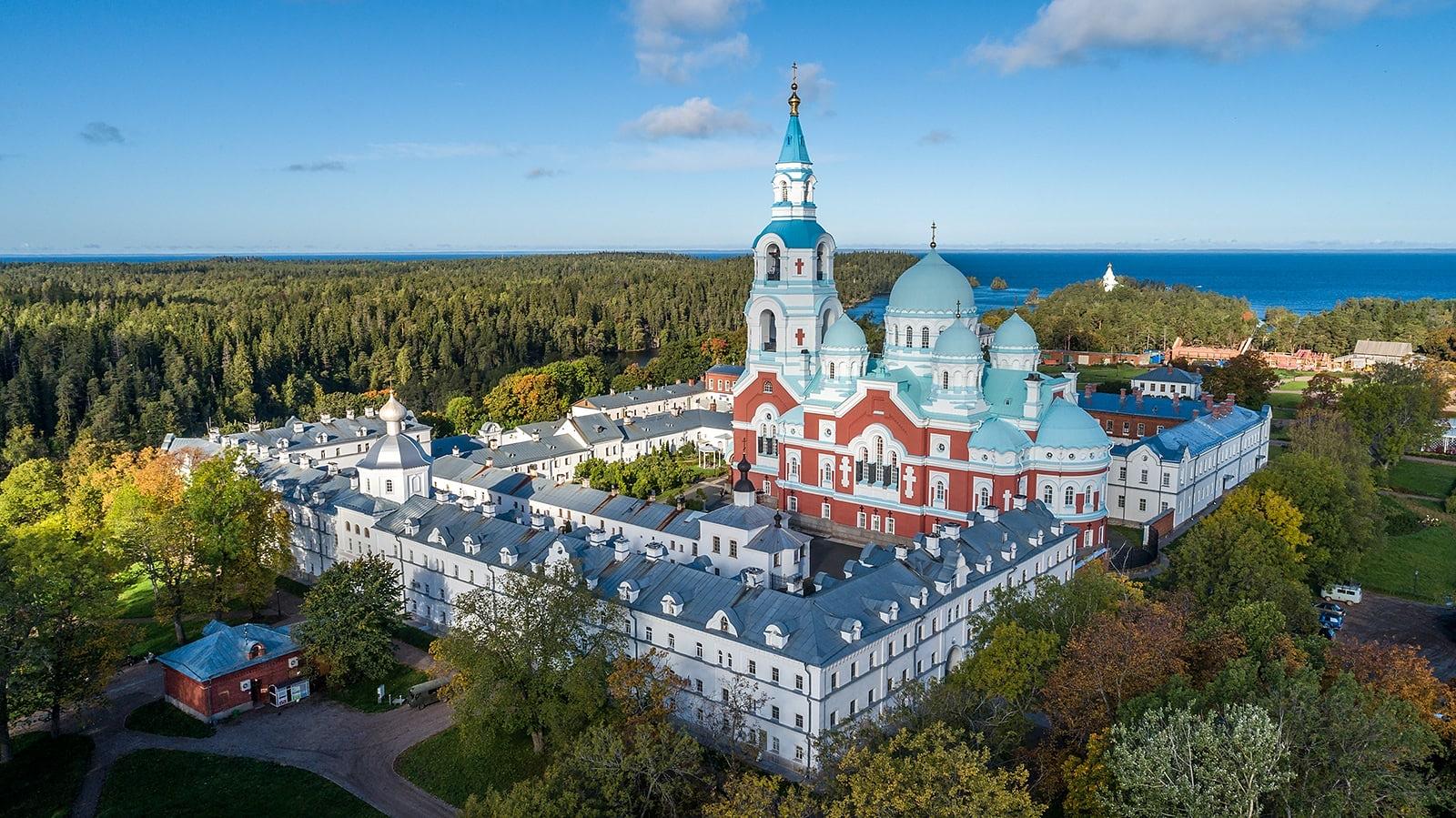 Номер на валааме. Валаам (остров). Петрозаводск Валаам. Валаам гостиница Славянская. Валаам из Петрозаводска.