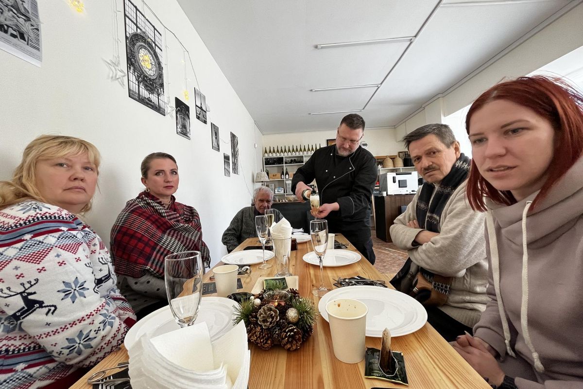 ЭСКАРГО де ПСКОВИНЬОН (3 дня, поездом из Москвы) Бургундские улитки, сыры, сидры и загадки Псковской самостийности