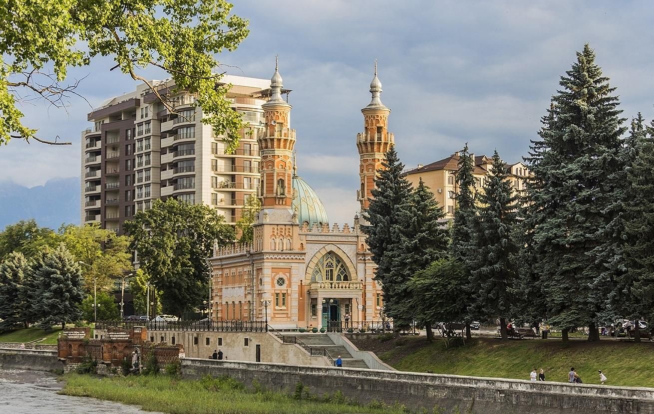 Краски Кавказа (заезды по ЧТ и ВС)