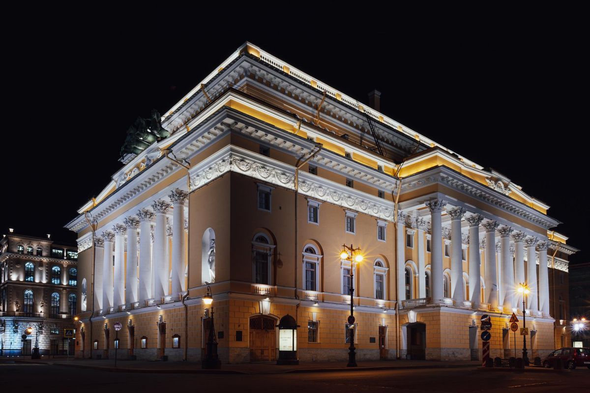 ⚡ Ночная автобусная экскурсия по городу + развод мостов (ГРУППОВАЯ)