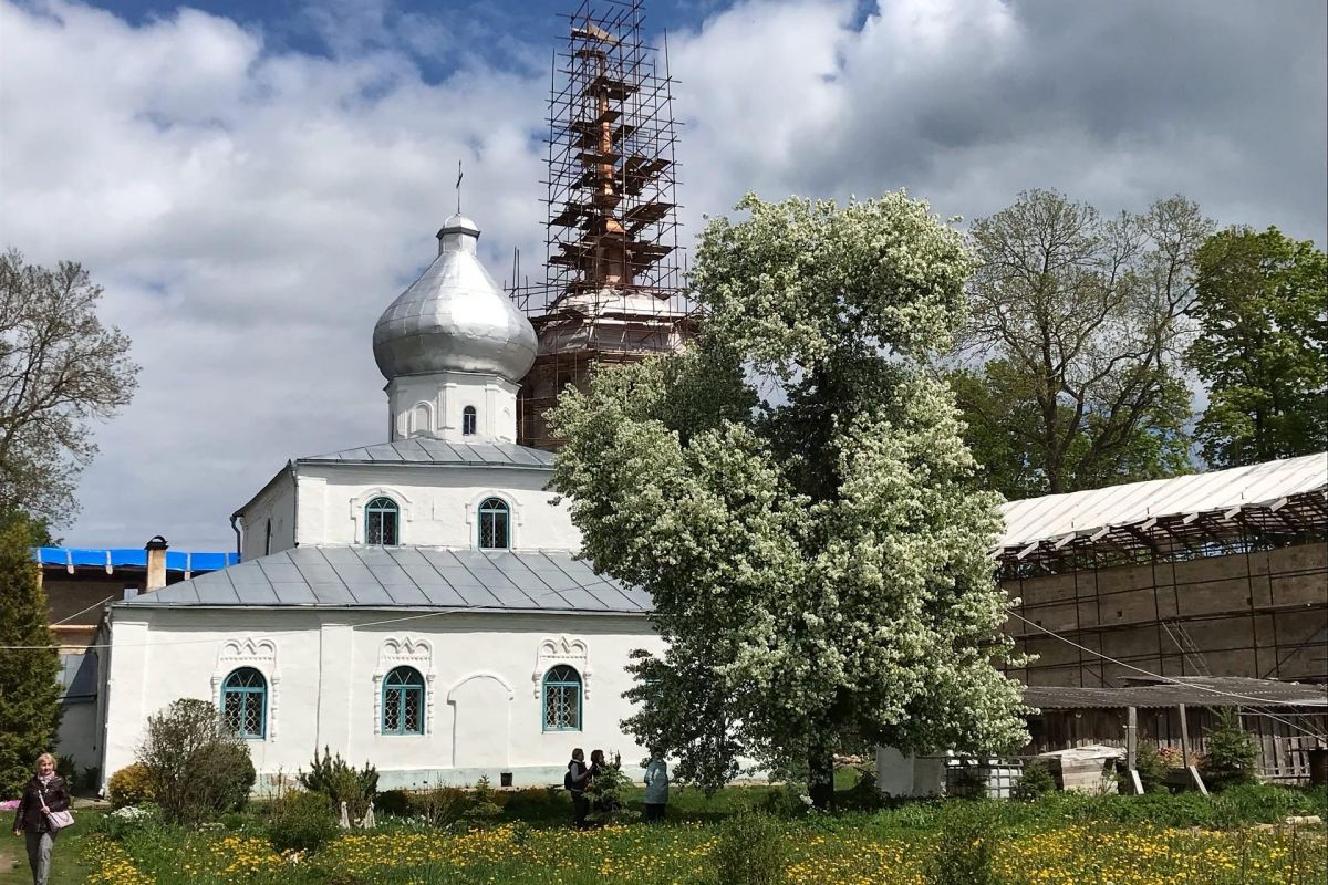 Экскурсия из Санкт-Петербурга "Порхов и дворянские усадьбы"